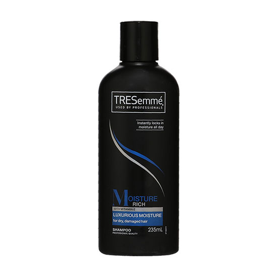 Tresemme Moisture Rich Shampoo delivers optimized hydration that targets dr...